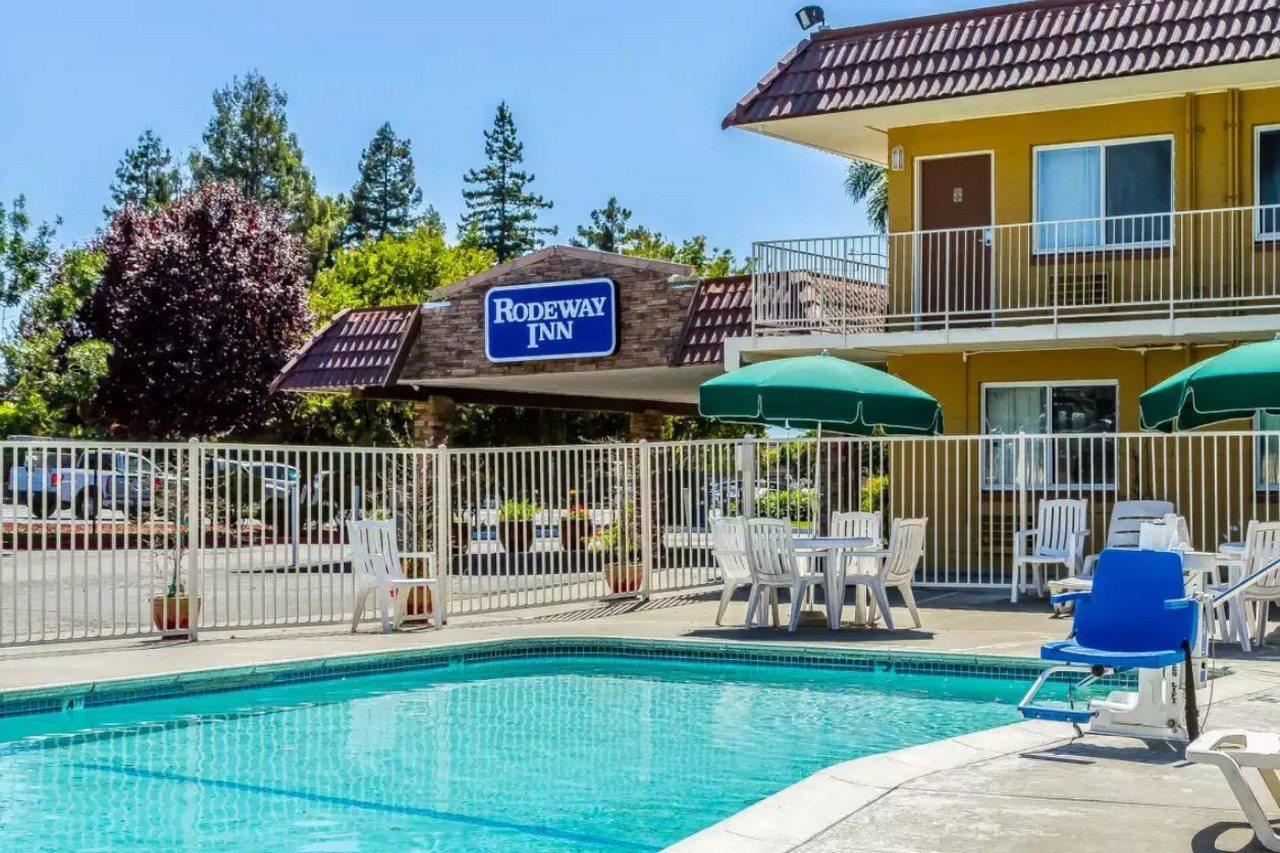 Rodeway Inn Wine Country Rohnert Park Exterior photo