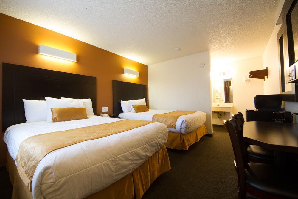 Rodeway Inn Wine Country Rohnert Park Exterior photo