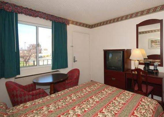 Rodeway Inn Wine Country Rohnert Park Exterior photo